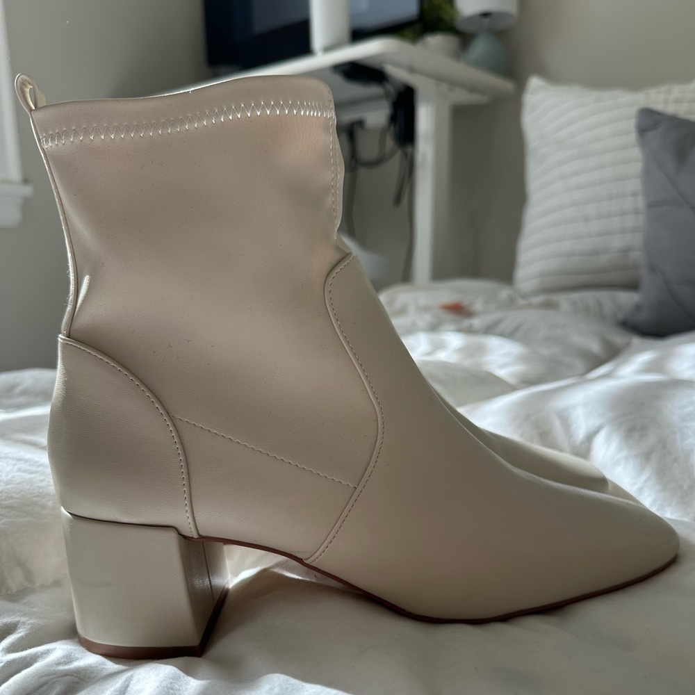 Aldo boots - size 9